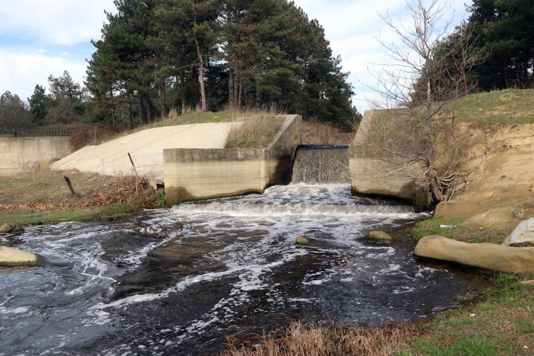 Bir ilde daha su yasağı: Uymayanlara ağır ceza var! Barajlarda su seviyesi yüzde 10'a düştü 3